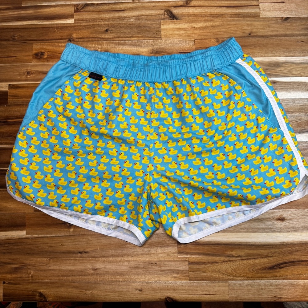 Jack‎ Adams USA Running Shorts M Rubber Ducky Print Yellow Blue Activewear Swim